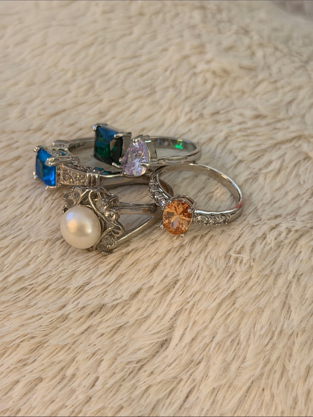 7-rings stainless steel different styles and colored gems💎 - Picture 5 of 6